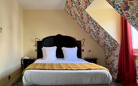 New Hotel Republique